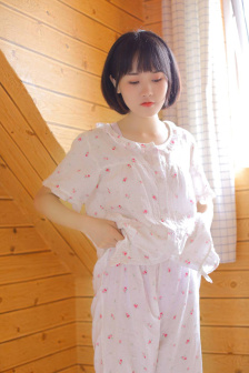 公车校花女友小说